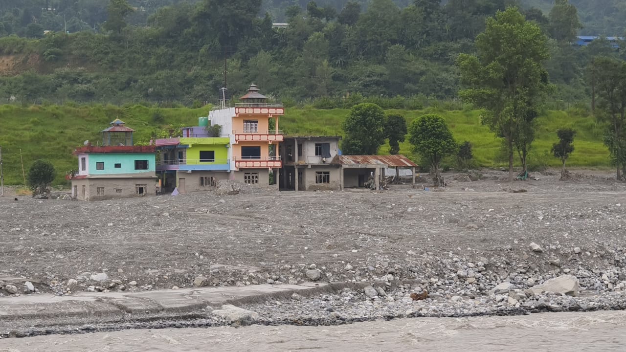 Rasuwa — photograph from Cry for Nepal