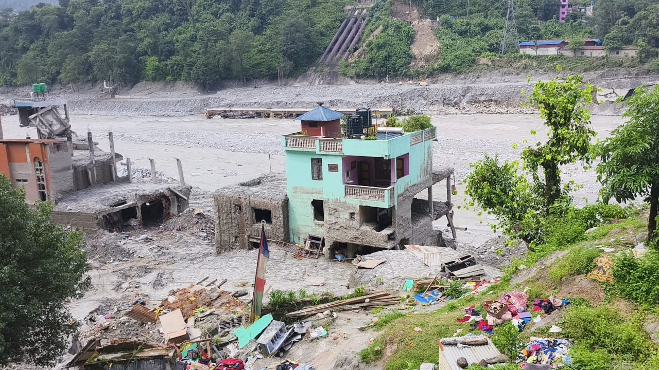 Rasuwa — photograph from Cry for Nepal